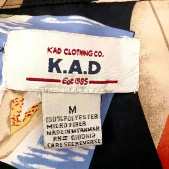 Vtg. K.A.D. Men's Hawaii Hawaiian black colors button down shirt. Medium - Picture 6 of 7